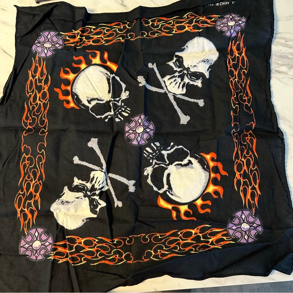 Skull bandanna.